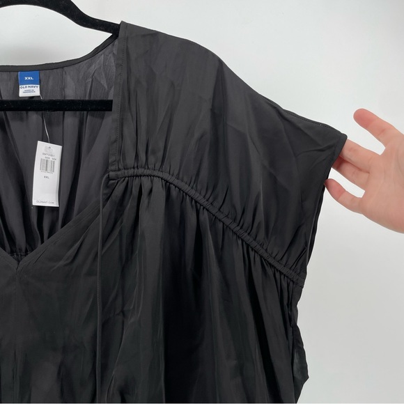 NEW Old Navy Waist Defined Satin Shirred Tie-Front Blouse Black V-Neck XXL - Picture 4 of 9